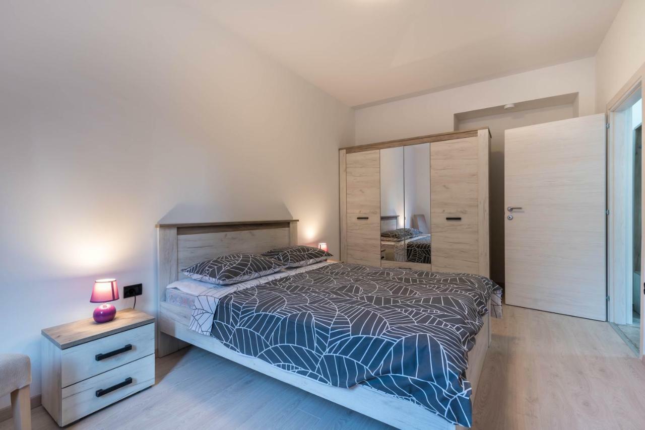 Apartment Goga Pola Esterno foto